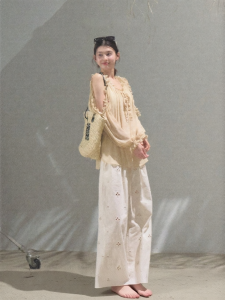 OAKMOO | Áo Blouse Chiffon cổ V rộng