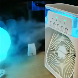 [MẪU MỚI 2025] Quạt Điều Hòa Mini Phun Sương Để Bàn – 3 Chế Độ Gió Mát Đèn LED Dung Tích 680ml Sạc USB Tiện Lợi
