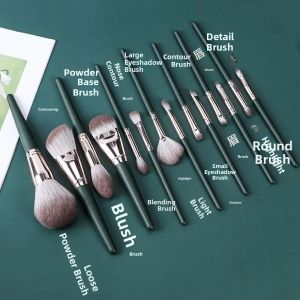 Affordable 10-Piece Makeup Brush Set with Storage Bag Eyeshadow Foundation Highlighter Concealer Brushes for Students