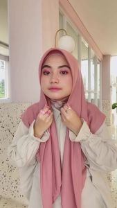 Hijab Bella Square part1 / Jilbab Bella Polos / Kerudung Segi4 Bella Square / Segiempat Bella Square