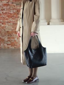 Soft Vegetable Tanned Leather Tote Large Capacity