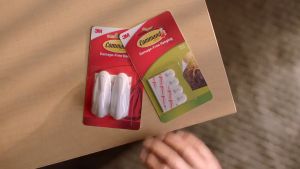 Large 3M Command Strips Picture Poster Hanging Hanger Large command Refill Strips( Each strip supports hanging weight up to 2kg)