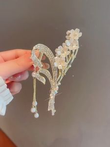 Kẹp tóc càng cua tua rua kim loại đính đá và hoa lắp lánh