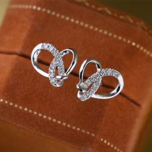 Huitan Shining Zirconia Ear Stud Female Engagement Accessories Exquisite Design Jewelry for Women Delicate Gift