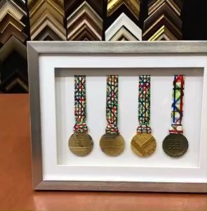 Bangkokframe-กรอบรูปเหรียญรางวัล-จำนวน4เหรียญ-ขนาดขอบนอกไม่เกิน15x19นิ้ว
