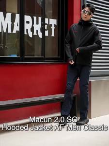 Water-Repellent Mens Softshell Jacket
