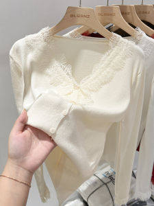 Lace Splicing Thickened V-Neck Womens Base Shirt Inner Wear Autumn Winter Knitted Sweater Slim Fit Korean Style Long Sleeve