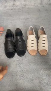 Giày sandal nữ da bò hở mũi 4cm gót vuông Trường Hải 2 màu đen trắng SD145