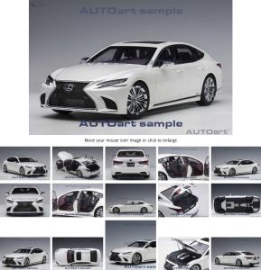 AUTOart | Collectible Simulation Car Model 1:18 Scale
