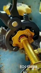 Gas Valve Wrench  3 in 1 gas tank  pressure relief valve wrench liquefied petroleum gas valve wrench professional manual tool