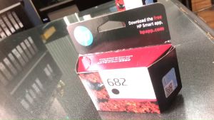 HP 682 BK (3YM77AA) ตลับหมึกอิงค์เจ็ท สีดํา ของแท้สุนย์คุณภาพ 100% Black Original Ink Advantage Cartridge (3YM77AA)