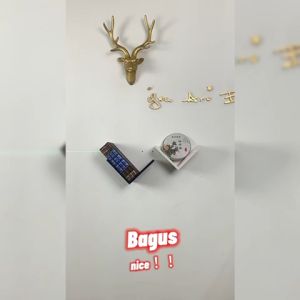 Rak Dinding Melayang Pajangan Dinding Minimalis Model Zig Zag - NASA SQUARE