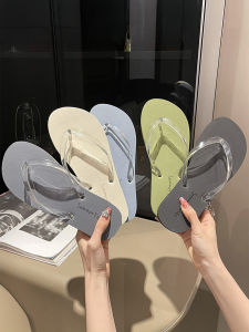 รองเท้าแตะผู้หญิง 2025 ใหม่ รองเท้าแตะชายหาดสไตล์เกาหลีแบบสวมสบาย รองเท้าแตะกลางแจ้ง รองเท้าแตะในบ้าน กันลื่น รองเท้าแตะกลางแจ้ง