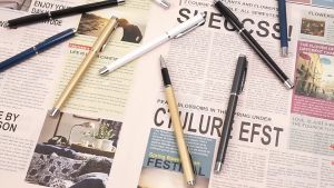 Metal Neutral Pen,Convenient Portable and Practical Light Luxury Metal Texture High Quality Appearance Even Ink Output Smooth Writing Rapid Drying for Office Business School Stationery Supplies Signature Pen