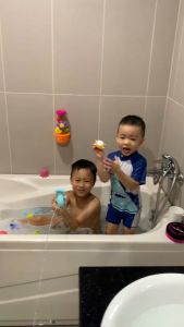 Set đồ chơi tắm 6 món Toyshouse TL811-1/2