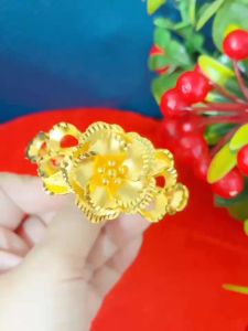Vòng tay hoa cưới chuẩn màu 24.k cao cấp L546