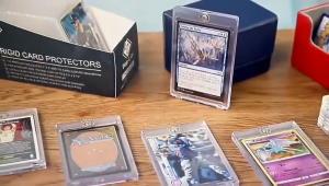 10ชิ้น กล่องใส่การ์ดแม่เหล็กอะครีลิกใส / กล่องใส่การ์ดแม่เหล็กแข็ง 35PT สำหรับการ์ดรูปภาพ Kpop Idol / กล่องใส่การ์ดคอลเลกชันกีฬา / ที่ใส่การ์ดแม่เหล็ก / ตัวป้องกันการ์ดอะครีลิก / ซองใส่การ์ดสะสม