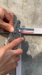 Kìm cắt dây điện - Kìm tuốt điện đa năng 9 công dụng chế tạo bằng thép cao câp không gỉ sét - TOYCITY