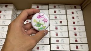 Máy niệm phật hình tròn có hoa văn hoa sen phong thủy