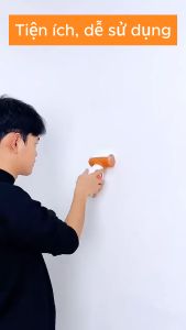 Lăn sơn có bình chứa mini tự sửa tường che vết bẩn và bong tróc nhanh gọn