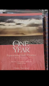 PCBS One Year Deviotional Experiencing Gods Presence