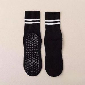 ถุงเท้ากีฬา แบบข้อยาว ถุงเท้า Yoga Sock มีปุ่มกันลื่น เหมาะสำหรับโยคะ/พีลาทิส ถุงเท้าพื้นยาง ใส่สบายCotton yoga socks non-slip bottom