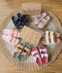Mels Wedges Slippers Wanita - FREE BOX