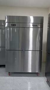 Tủ đông 4 cánh không đóng tuyết