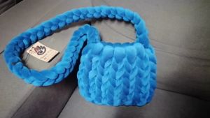 NN Crossbody Strap Chunky Velvet Marshmallow Bag กระเป๋าสะพายข้าง กระเป๋าถัก กระเป๋าไหมยักษ์แฮนด์เมด