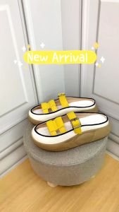 SHOEVO Sandal Wanita Terbaru Kekinian Anti Slip Hak Tebal Korea Import Sport Shoes Casual Beige/Kuning/Dril ST058