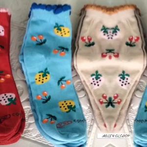 Promo Spesial: Beli 3 atau 6 Pasang Kaos Kaki Anak Perempuan Motif Strobery Umur 5-10 Tahun
