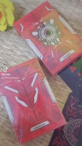 Bộ 52 Lá Bài Tây Siêu Anh Hùng Avengers Đỏ Vip/Bài Poker/Thẻ Sưu Tập