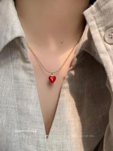 Sunny Zoo Enchanted Red Enamel Heart Necklace French Vintage Atmosphere Clavicle Chain Jewelry for Women Korean Style Pendant