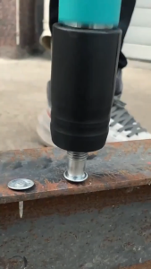 ปืนยิงตะปู เครื่องยิงตะปู ปืนยิงตะปูแรงดันสูง เครื่องมือติดตั้งเพดานเหมาะสำหรับคอนกรีตแผ่นเหล็ก MAKITA ใช้งานง่ายเพียงมือเดียว ลดเสียงรบกวนทรงพลัง