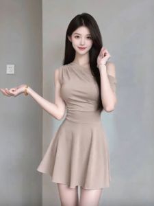 CHANGTONG | Retro Unique Asymmetric Waist-Tightening Slimming Short Dress
