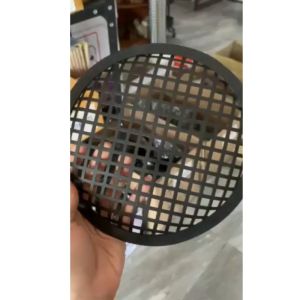 ตะแกรงครอบดอกลำโพง 8 นิ้ว ราคาต่อคู่ เนื้อเหล็ก ขอบยาง ครอบดอกลำโพง หน้าดอกลำโพง เครื่องเสียงรถยนต์ มีเก็บปลายทาง