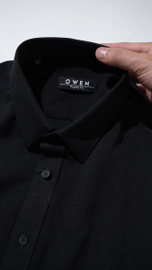 OWEN - Áo sơ mi nam dài tay Regular Fit AR240728D màu Đen chất liệu Lanatex
