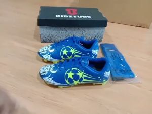KIDZTUBS Sepatu Bola Anak Paket Komplit Sepatu Bola Tas Skin Deker Kaos Kaki Usia 6-10 Tahun Size 28 29 30 31 32 33 34 35 36 37 KDZ1426423024