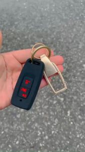 Combo Bọc Chìa Khóa Xe Máy HonDa Và Móc Treo Chìa Khóa Proud Horse Cao cấp không rỉ