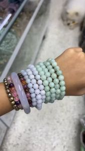 สร้อยแขนหยกเจไดต์เนื้อสวย ส่งเสริมความสงบ