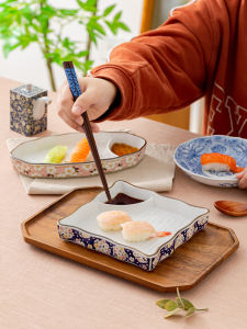 Traditional Japanese Ceramic Dumpling Plate Integrated Sushi Serving Dish Breakfast Separator Plate Retro Style Floral Pattern