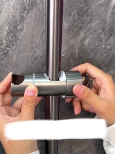 Adjustable Shower Head Holder Slider 360 Rotation ABS for 18-25mm Rail No Tools Bathroom 花洒支架