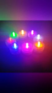 Đèn Led Chìm Chống Nước Chạy Bằng Pin Gắn Thành Bể Thủy Sinh Độc Đáo