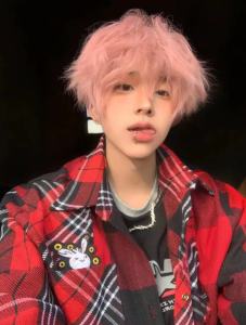 เสื้อเชิ้ตแขนยาวลายทางสีแดงสไตล์ย้อนยุคสไตล์อเมริกันสำหรับผู้ชายและผู้หญิง ทรงหลวม ฤดูใบไม้ผลิและฤดูใบไม้ร่วง