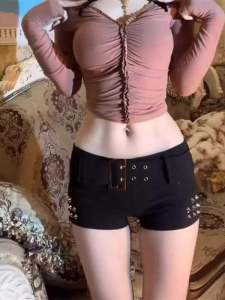 Low Waist Black Shorts Womens Spring Summer 2025 Slimming Casual Fashionable Trendy Three-quarter Length Polyester Fiber