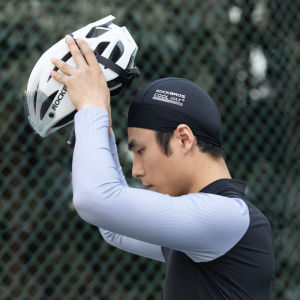 ROCKBROS เย็น Ice Silk หมวกแก๊ปผู้ชายขี่จักรยานผู้หญิงเหงื่อ Wicking Topi Motor ป้องกันแดดระบายอากาศได้สบายหมวกนิรภัยสำหรับจักรยานด้านในหมวกหมวกใส่วิ่งซับในหมวกกันน็อค