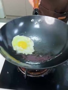 TIEHUIHUANG | Nitriding Ultra-light Non-coated Cast Iron Wok Round Bottom