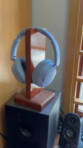 Giá treo tai nghe bằng gỗ tự nhiên kệ để headphone stand thân gỗ