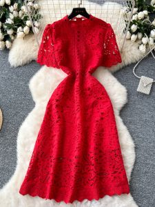 Váy Ren Khoét Rỗng Cao Cấp Cho Nữ Mùa Hè 2025 Váy Chữ a Cạp Cao Tay Ngắn Váy Midi Phong Cách Hàn Quốc