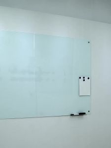 Kongrou | Magnetic Tempered Glass Writing Board